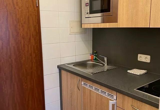 Mietwohnung direkt am Rhein 1A Lage zimmer