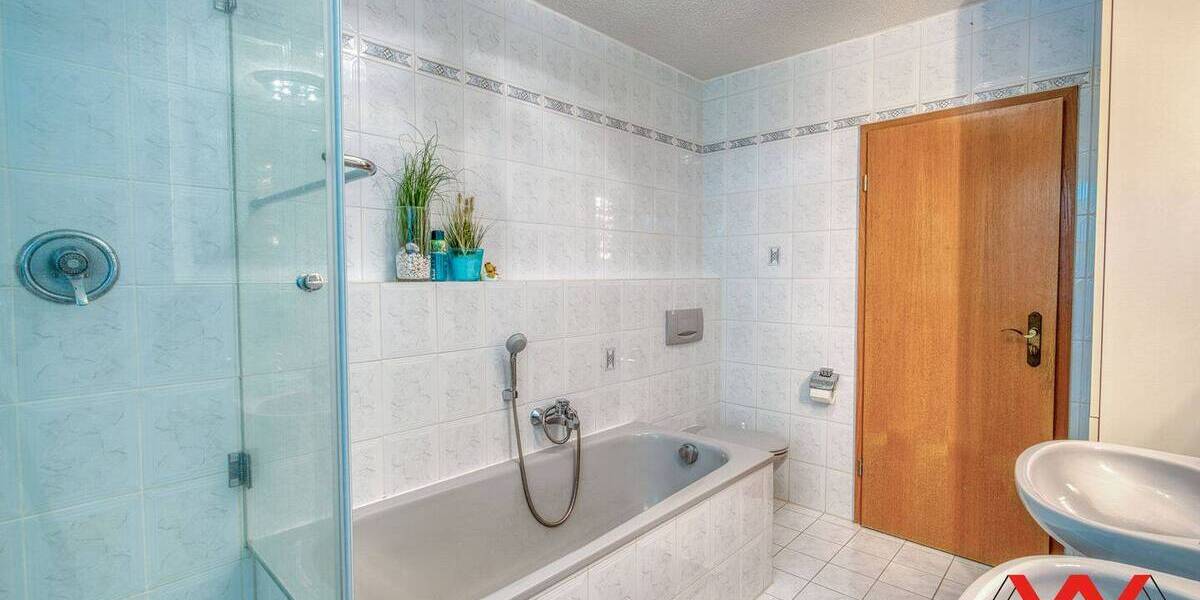 Mehrfamilienhaus, Wohnhaus Ebersberg - 6 Zimmer, 144 m&sup2;, 2.100&euro; | Angebot:26554388