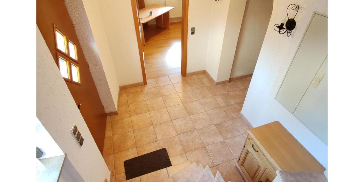 Einfamilienhaus Kirchensittenbach - 5 Zimmer, 122 m&sup2;, 1.220&euro; | Angebot:24351129