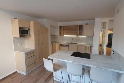 Helle 2-Raumwohnung am Marktplatz von 07607 Eisenberg 2 zimmer