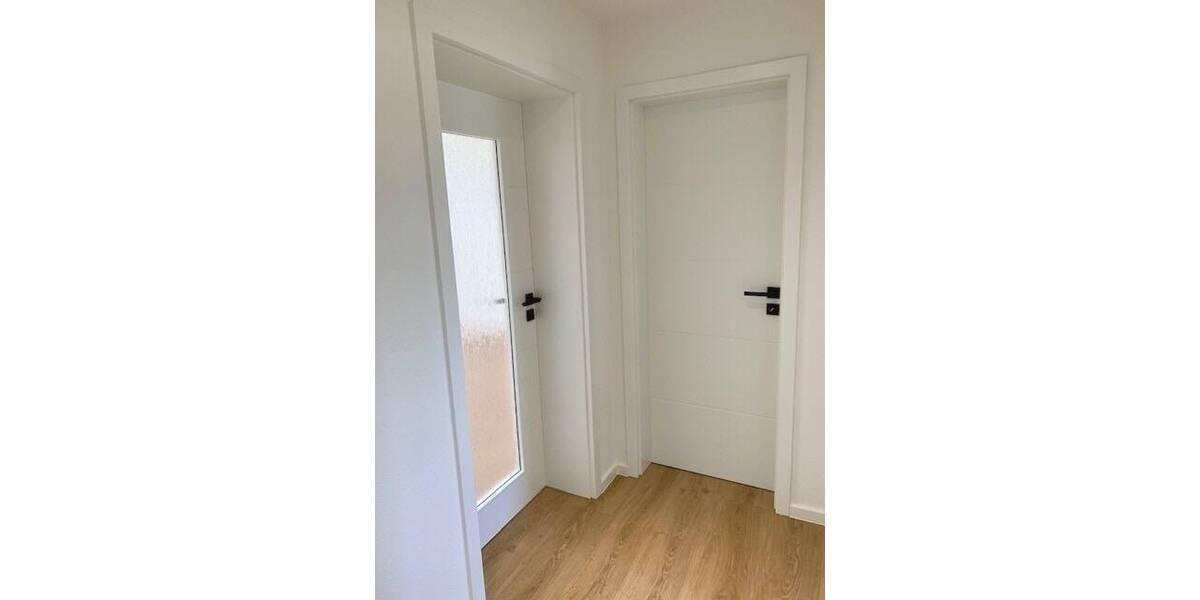 Etagenwohnung Reichenbach - 3 Zimmer, 62 m&sup2;, 400&euro; | Angebot:26065680