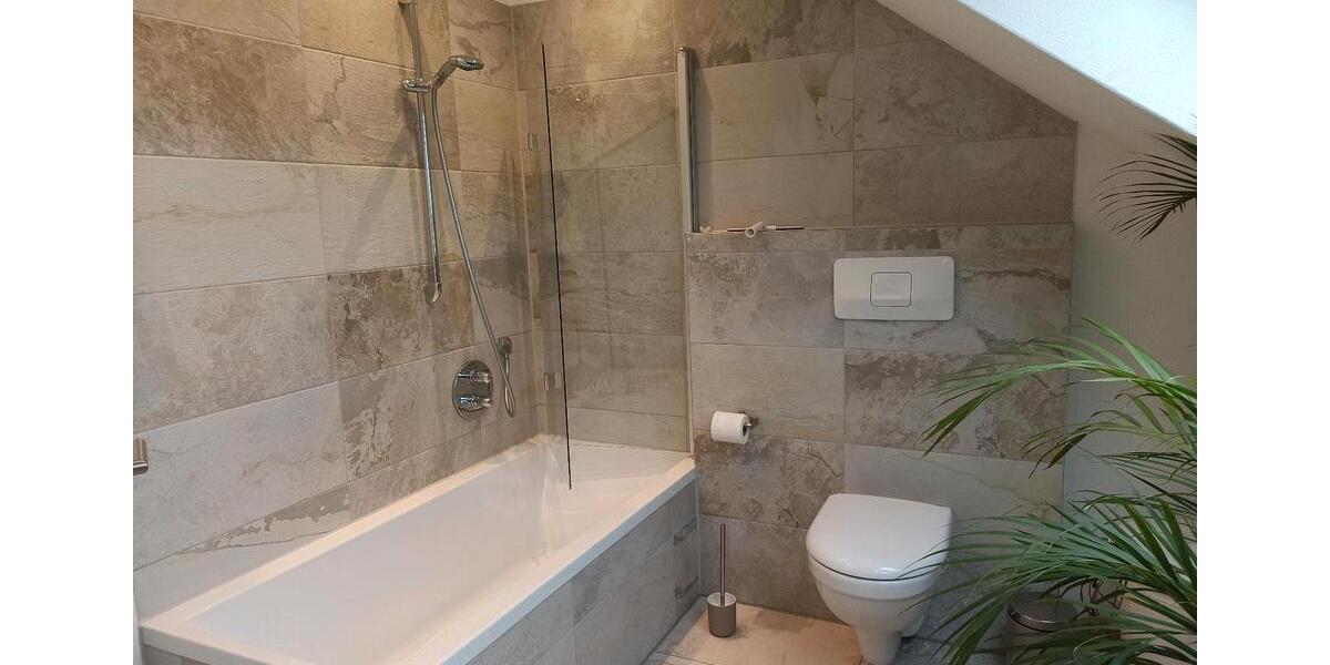 Etagenwohnung Kreuzwertheim - 2 Zimmer, 60 m&sup2;, 880&euro; | Angebot:24300307