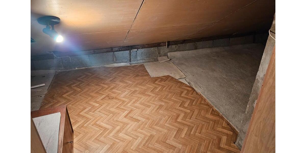 Dachgeschoßwohnung Reinheim - 2 Zimmer, 60 m&sup2;, 660&euro; | Angebot:26257373