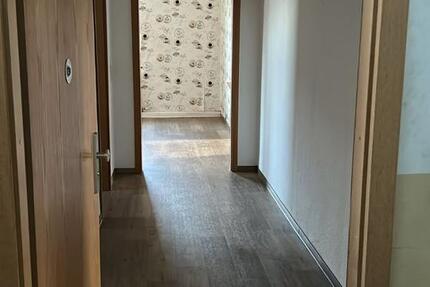 Wohnung Kraftsdorf - 3 Zimmer, 80 m&sup2;, 350&euro; | Angebot:26605347