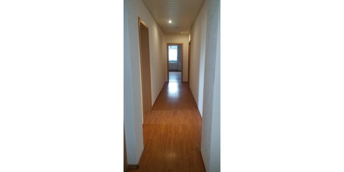 Etagenwohnung Remchingen - 3 Zimmer, 140 m&sup2;, 1.300&euro; | Angebot:24755107