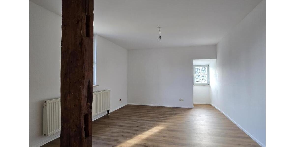 4-Zimmer Wohnung, frisch saniert und bezugsfertig (A1647) 4 zimmer