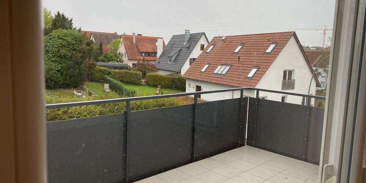 Etagenwohnung Korntal Münchingen - 3 Zimmer, 82 m&sup2;, 1.250&euro; | Angebot:24984438