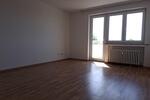 ***Große 2-Raum-Wohnung... renoviert und bezugsfertig mit Laminat und Balkon*** 2 zimmer