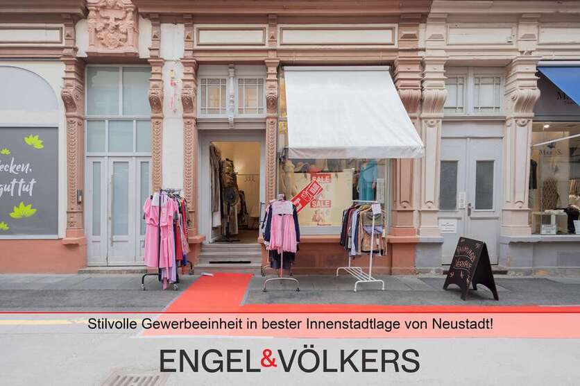 Einzelhandel in Neustadt 635 € 41 m²