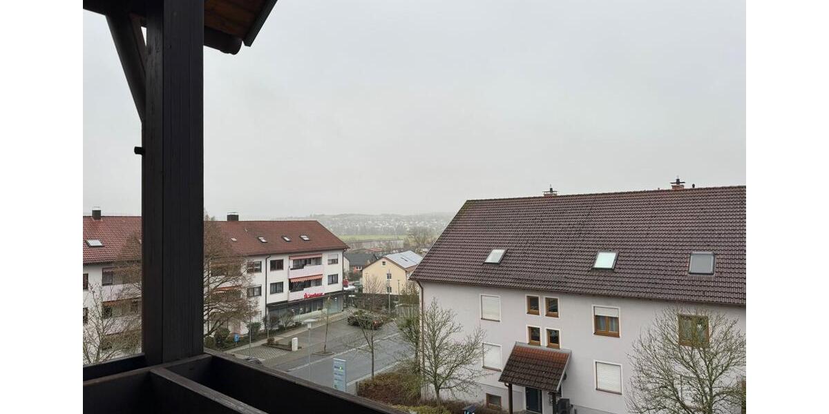 Dachgeschoßwohnung Bad Neustadt an der Saale - 2 Zimmer, 68 m&sup2;, 550&euro; | Angebot:25141736