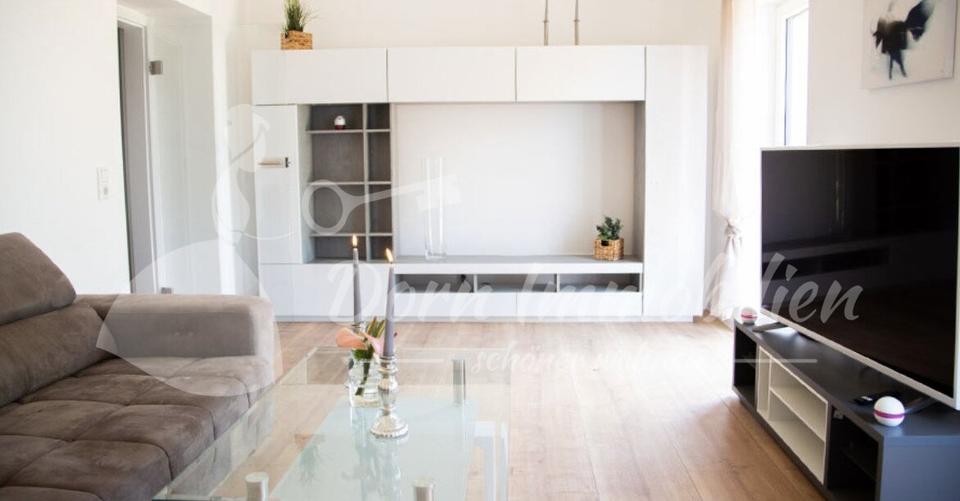 Etagenwohnung Glauchau - 2 Zimmer, 75 m&sup2;, 630&euro; | Angebot:25271876