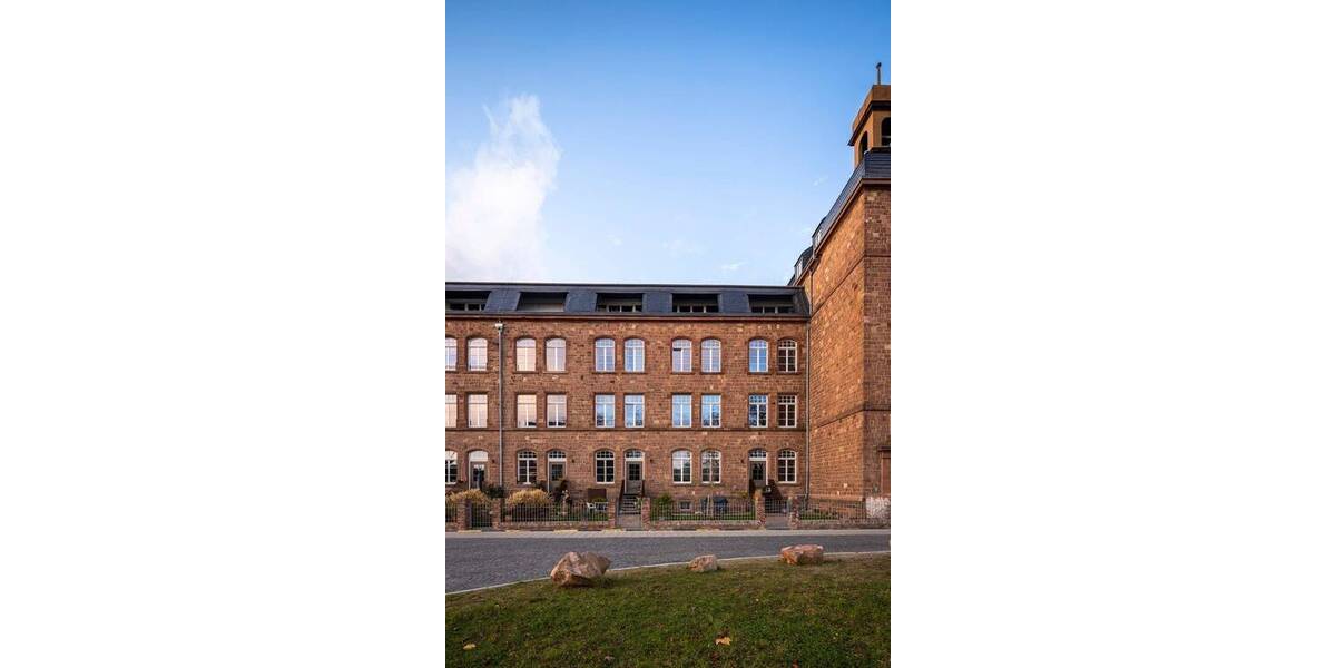 Kasernenarchitektur neu interpretiert - großzügiges Wohnen im Turley-Quartier 4 zimmer