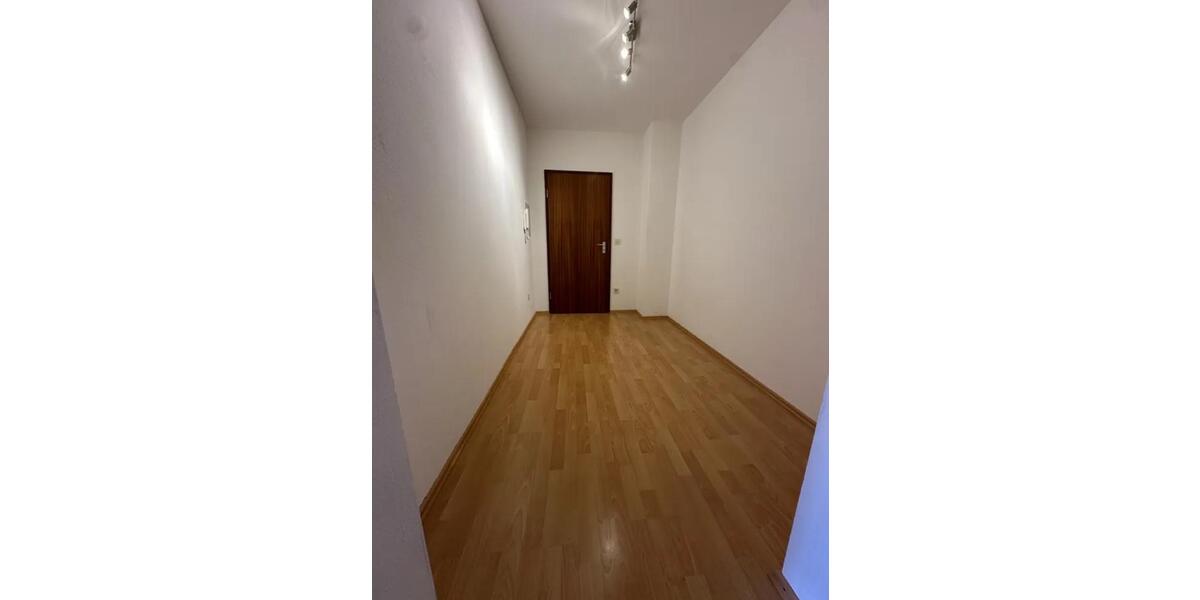 Etagenwohnung Trostberg - 2 Zimmer, 67 m&sup2;, 900&euro; | Angebot:25046865