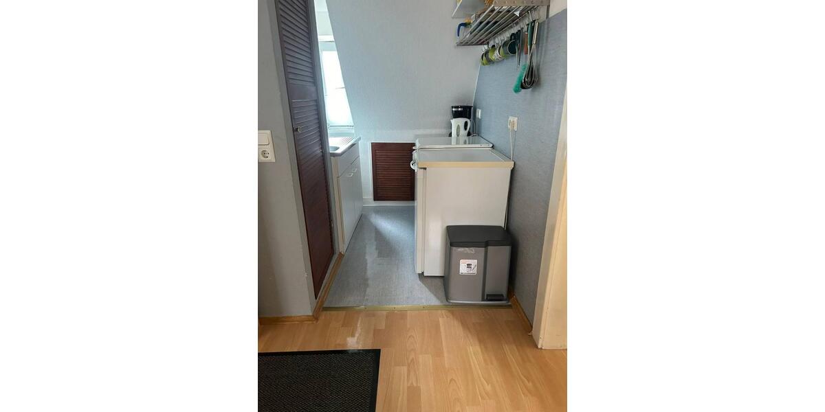 Dachgeschoßwohnung Oldenburg Ziegelhof - 3 Zimmer, 50 m&sup2;, 380&euro; | Angebot:24700955