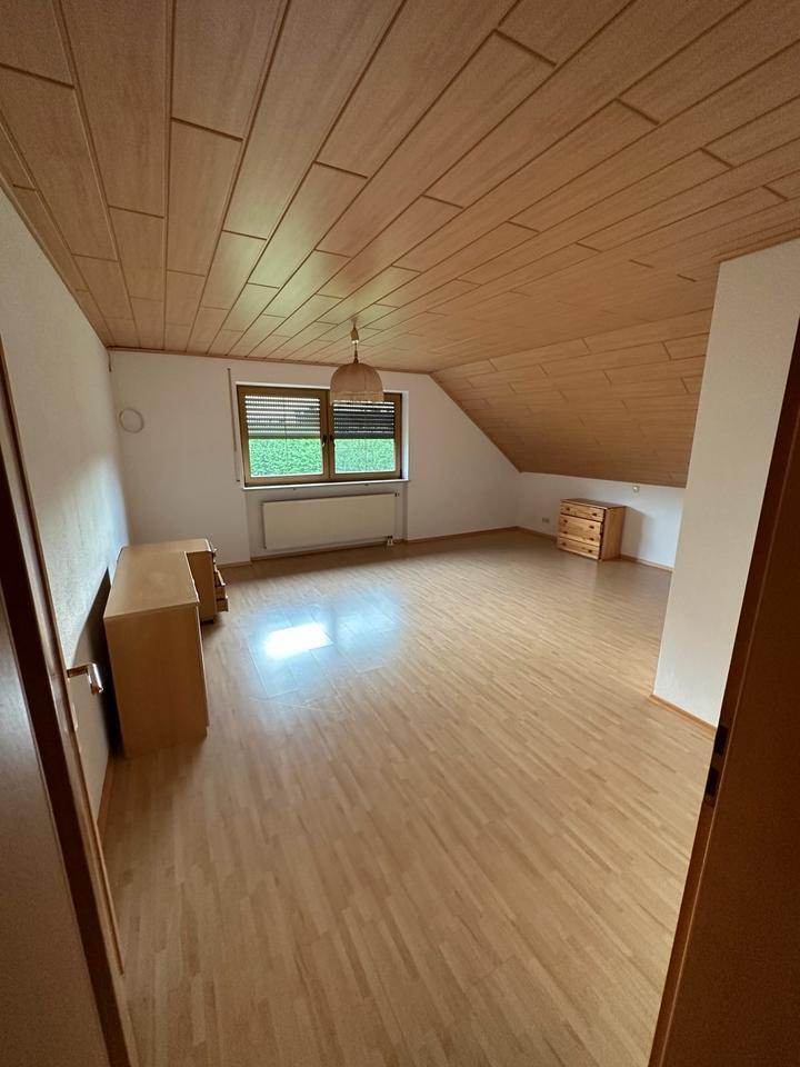 Vermiete 3 Zimmerwohnung in 92334 Erasbach