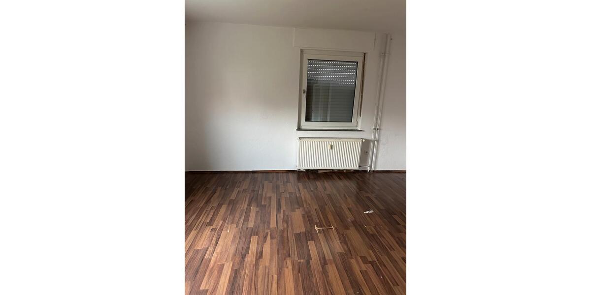 Hochparterre Stadtallendorf - 3 Zimmer, 67 m&sup2;, 600&euro; | Angebot:24382996