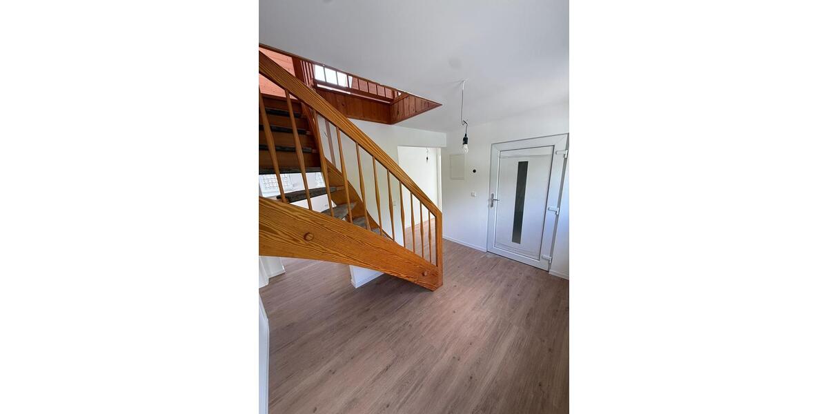 Maisonettenwohnung Neckarsulm - 4 Zimmer, 105 m&sup2;, 1.300&euro; | Angebot:26503217