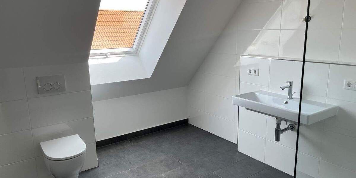 Doppelhaushälfte Markt Erlbach Eschenbach - 5 Zimmer, 121 m&sup2;, 1.690&euro; | Angebot:24967176