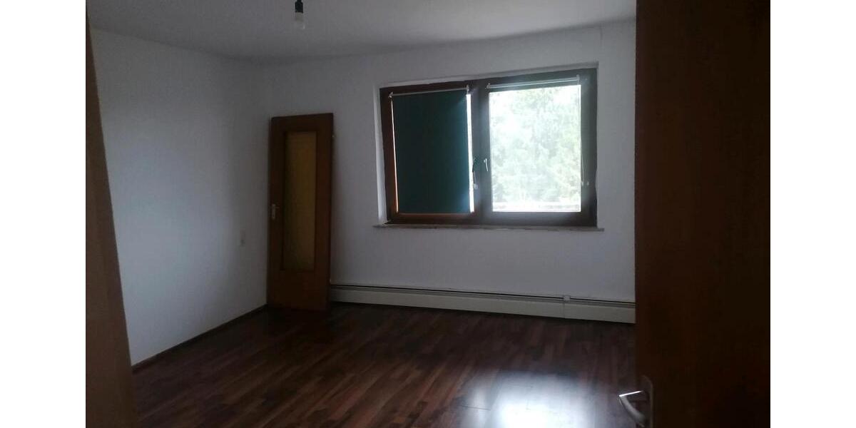 Etagenwohnung Schwelm - 3 Zimmer, 98 m&sup2;, 700&euro; | Angebot:26507397