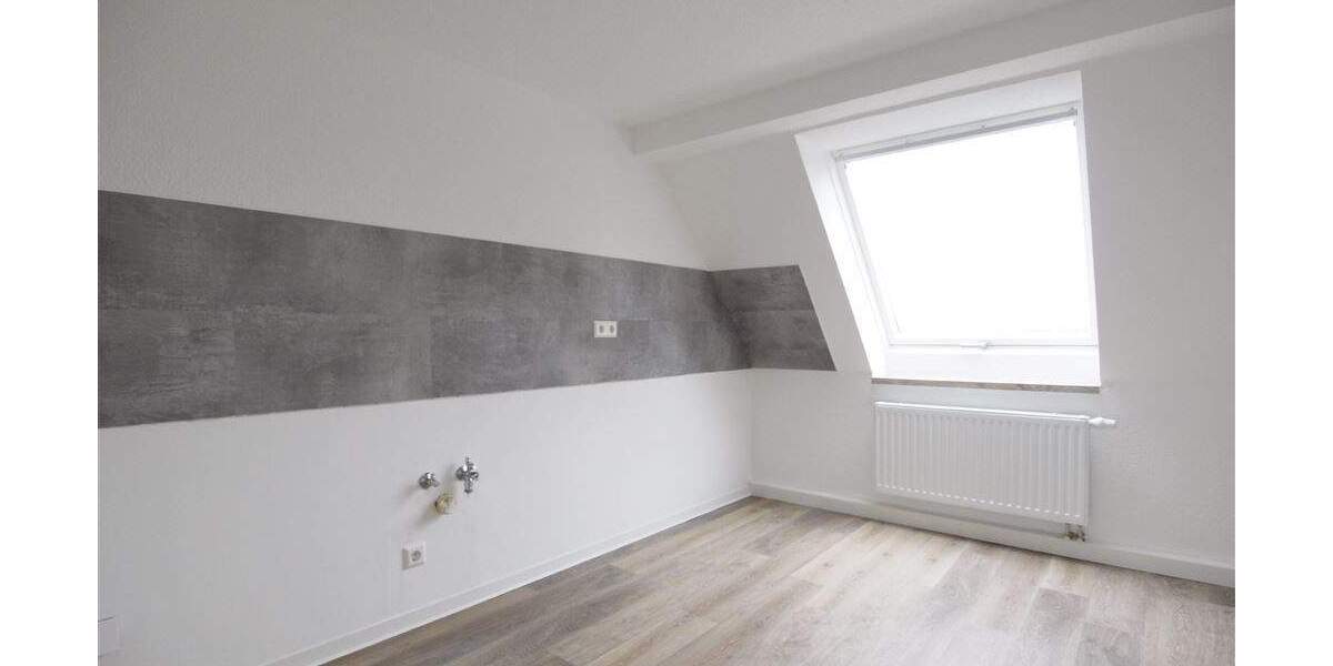 Etagenwohnung Mittweida - 2 Zimmer, 50 m&sup2;, 350&euro; | Angebot:23802318