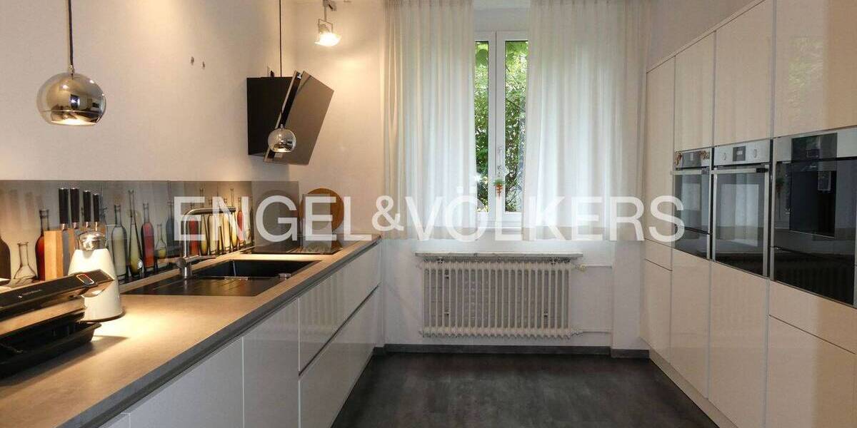 Mehrfamilienhaus, Wohnhaus Tübingen Waldhäuser - 8 Zimmer, 343 m&sup2;, 3.900&euro; | Angebot:22632503