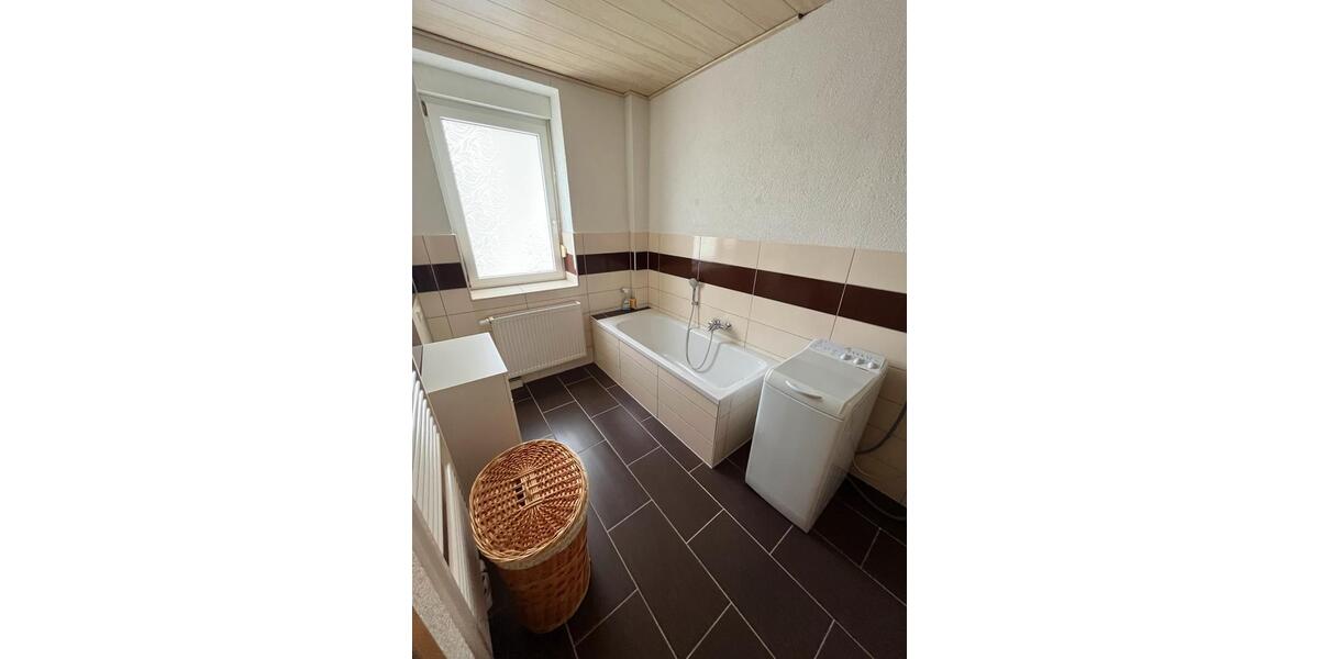 Wohnen auf Zeit Meerane - 4 Zimmer, 80 m&sup2;, 14&euro; | Angebot:26680613