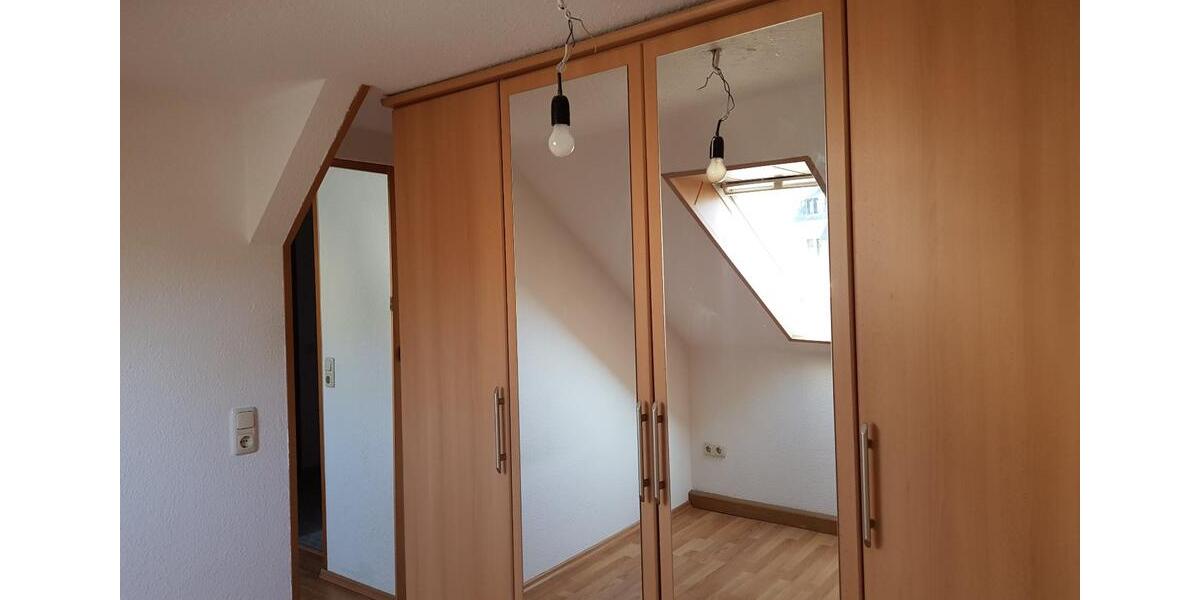 Dachgeschoßwohnung Auerbach/Vogtland Vogtland - 2 Zimmer, 50 m&sup2;, 210&euro; | Angebot:26101212