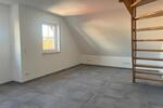 Dachgeschoßwohnung Rentweinsdorf - 2 Zimmer, 50 m&sup2;, 570&euro; | Angebot:25839201