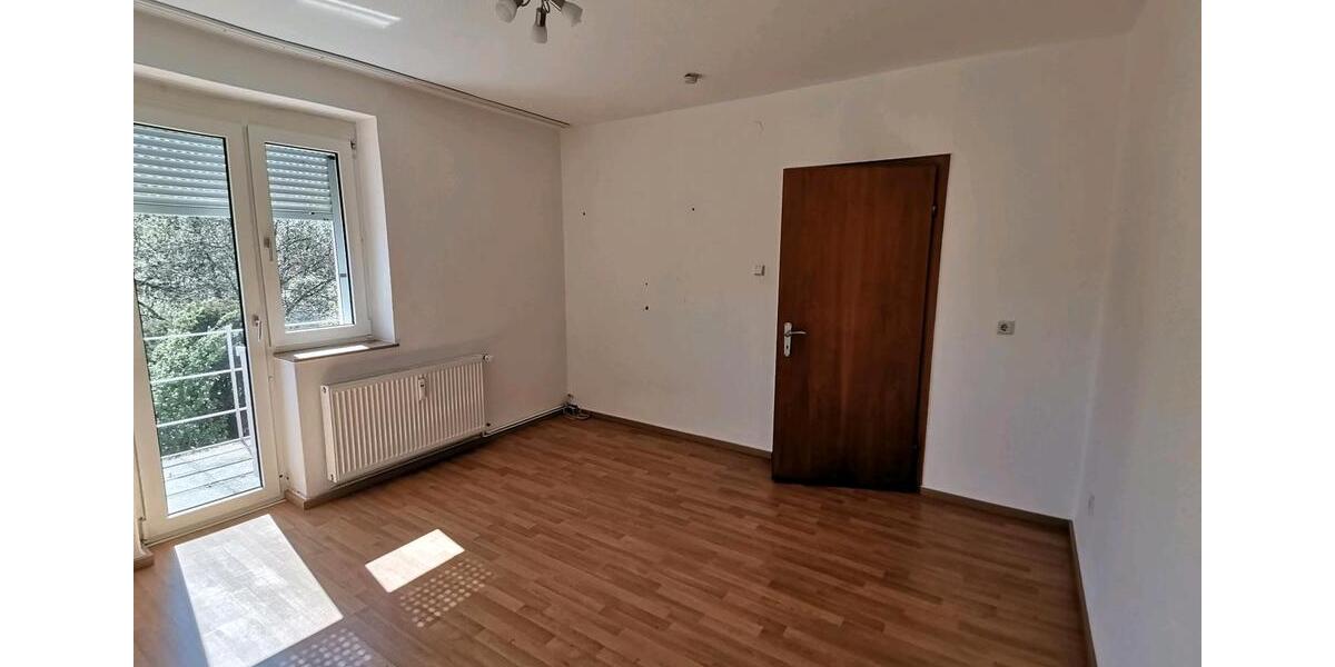 Etagenwohnung Wermelskirchen - 3 Zimmer, 80 m&sup2;, 1.020&euro; | Angebot:26561738