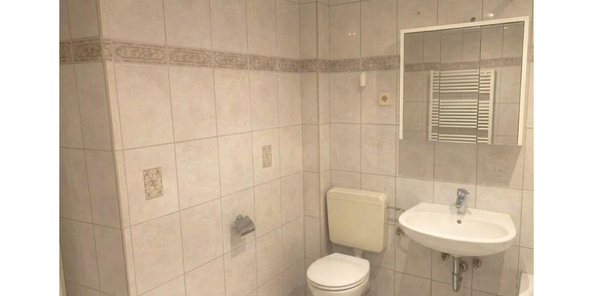 Etagenwohnung Düren Mariaweiler-Hoven - 4 Zimmer, 133 m&sup2;, 1.250&euro; | Angebot:26489416