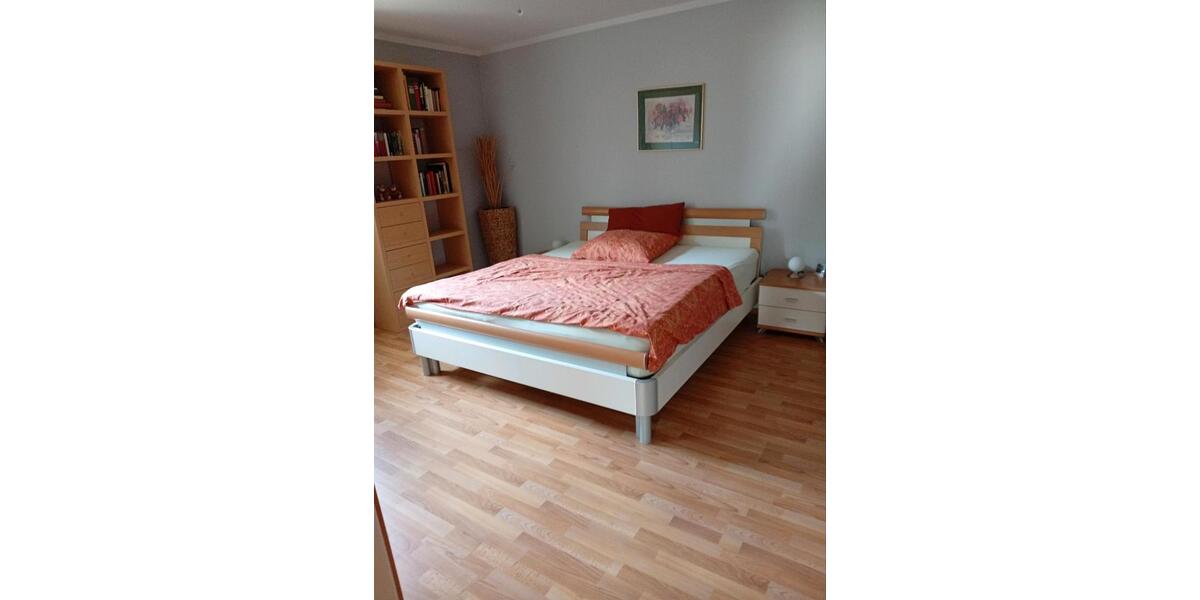 Erdgeschoßwohnung Pinneberg - 2 Zimmer, 87 m&sup2;, 1.700&euro; | Angebot:25756508
