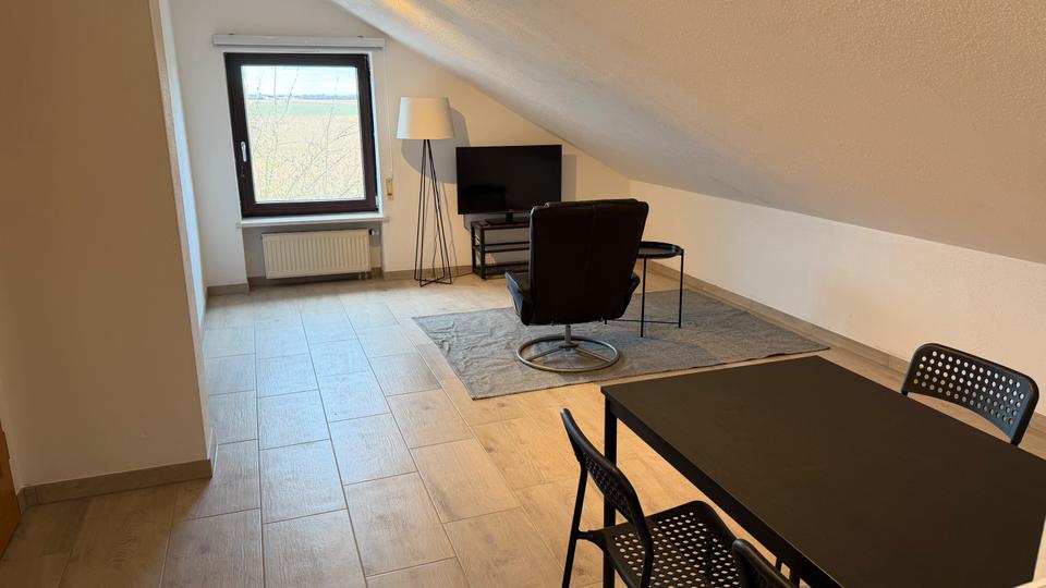 Dachgeschoßwohnung Vaterstetten Parsdorf - 2 Zimmer, 40 m&sup2;, 1.000&euro; | Angebot:24976727