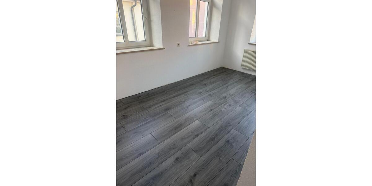 Etagenwohnung Kempten (Allgäu) - 1 Zimmer, 15 m&sup2;, 500&euro; | Angebot:25258603