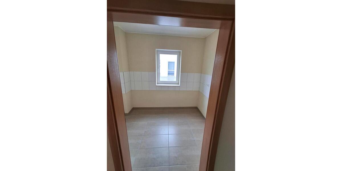 Etagenwohnung Schwalbach - 3 Zimmer, 85 m&sup2;, 780&euro; | Angebot:23598153