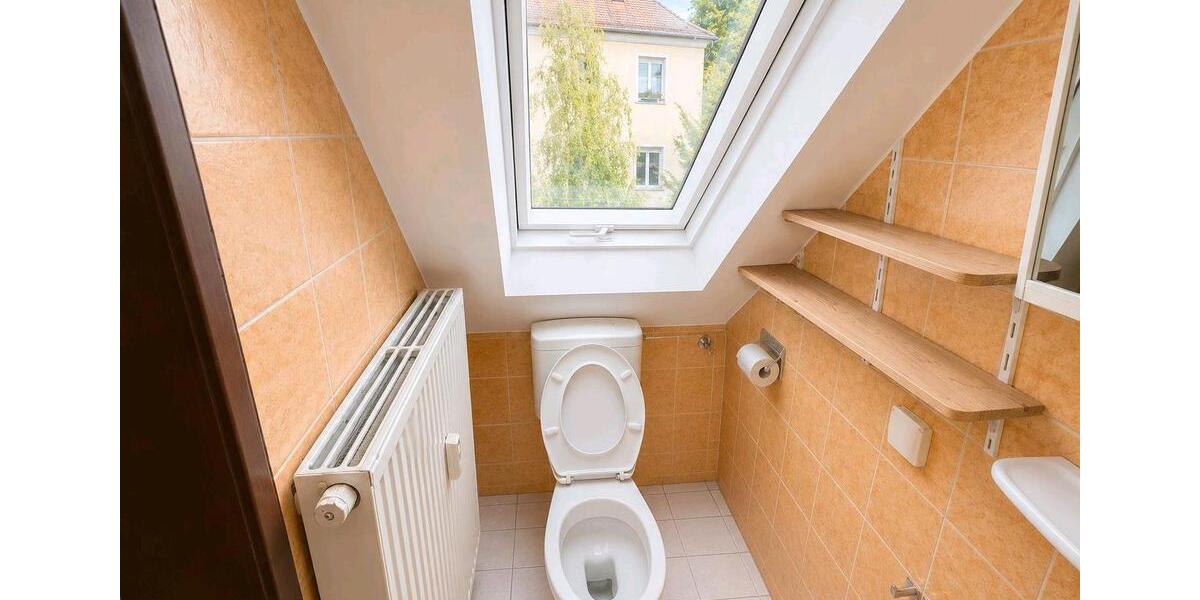 Dachgeschoßwohnung Estenfeld - 1 Zimmer, 25 m&sup2;, 600&euro; | Angebot:26652019