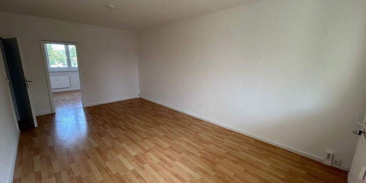 Etagenwohnung Aschersleben - 2 Zimmer, 50 m&sup2;, 294&euro; | Angebot:25703029