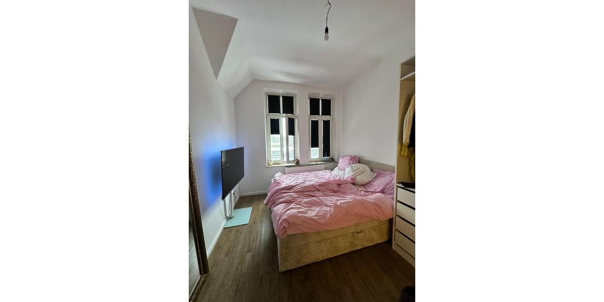 Dachgeschoßwohnung Hannover Döhren-Wülfel - 3 Zimmer, 82 m&sup2;, 1.107&euro; | Angebot:25012444