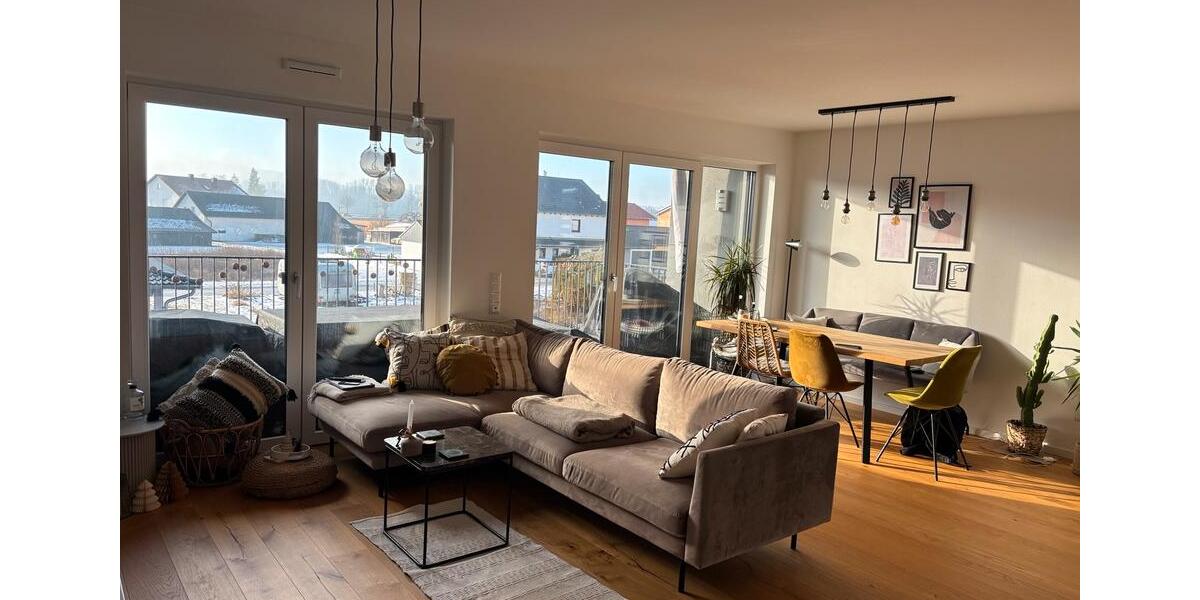 Etagenwohnung Dingolfing - 4 Zimmer, 105 m&sup2;, 1.100&euro; | Angebot:26703588