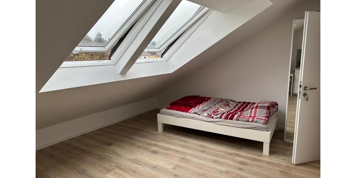 Wohnen auf Zeit Rottendorf - 1 Zimmer, 18 m&sup2;, 750&euro; | Angebot:25977972