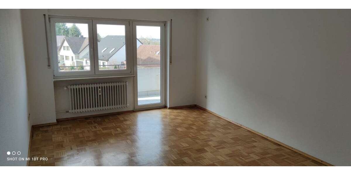Etagenwohnung Ettlingen - 3 Zimmer, 87 m&sup2;, 1.290&euro; | Angebot:26151446