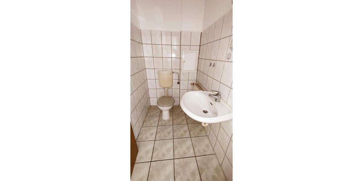 Etagenwohnung Halberstadt - 4 Zimmer, 90 m&sup2;, 410&euro; | Angebot:26021392