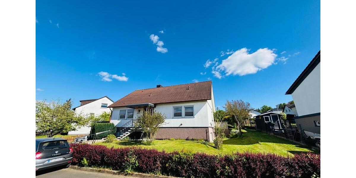 Einfamilienhaus Homberg (Efze) - 5 Zimmer, 180 m&sup2;, 1.500&euro; | Angebot:25964508