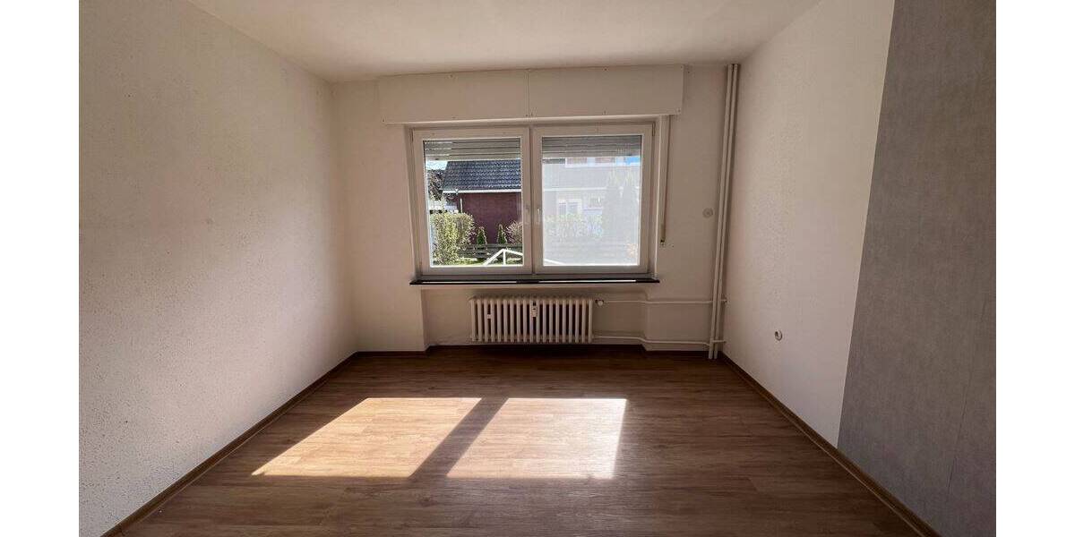 Etagenwohnung Beverungen - 4 Zimmer, 90 m&sup2;, 420&euro; | Angebot:26139139