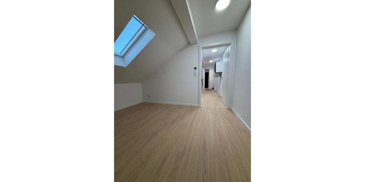 Dachgeschoßwohnung Marburg Marbach - 2 Zimmer, 30 m&sup2;, 490&euro; | Angebot:24773001