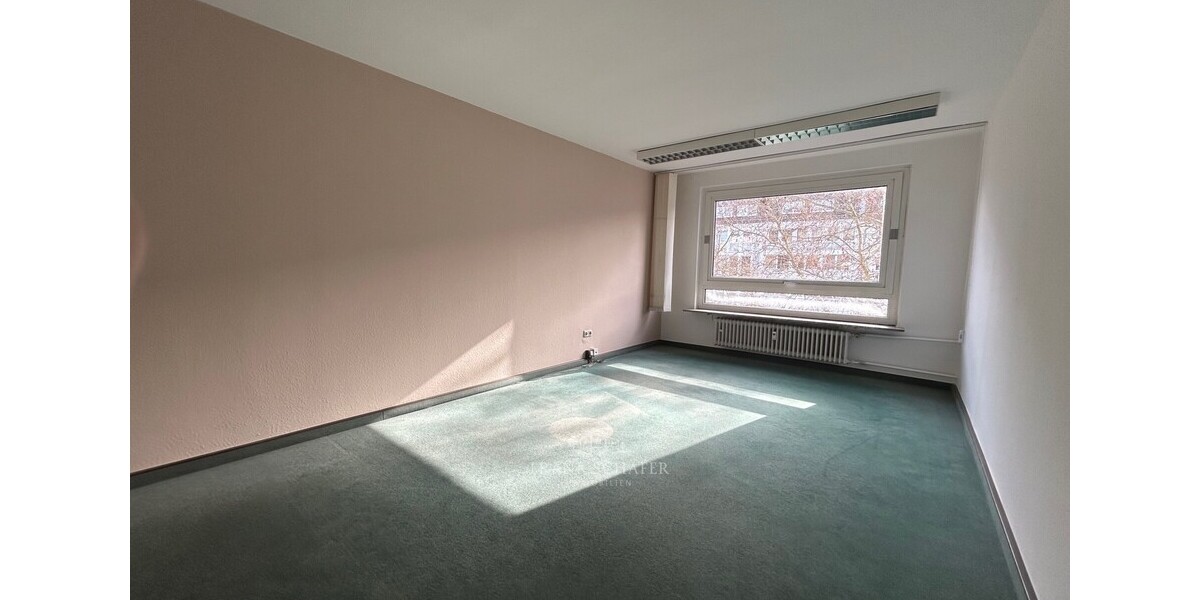 Gepflegte Bürofläche mit ca. 180m², sofort bezugsfrei, Nähe RheinChristuskirche - - Gewerbeobjekt Mainz | Angebot:26278106