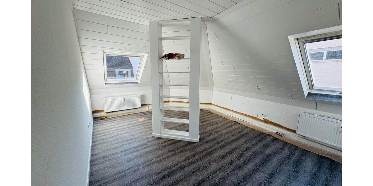 Etagenwohnung Mannheim Sandhofen - 3 Zimmer, 75 m&sup2;, 700&euro; | Angebot:25821094