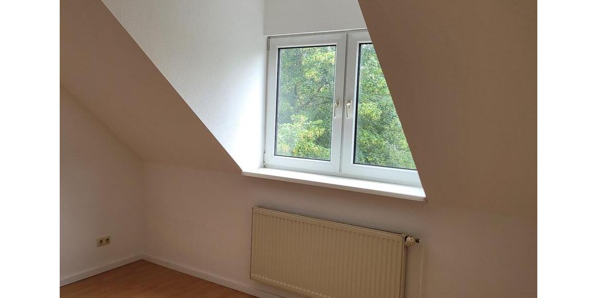 3 Zimmer Dachgeschoßwohnung in guter Lage 3 zimmer