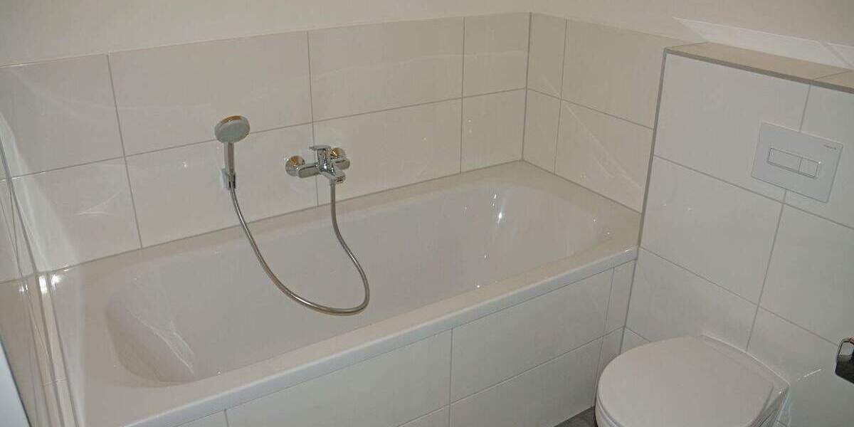 Etagenwohnung Pirna Zehista - 3 Zimmer, 98 m&sup2;, 925&euro; | Angebot:25279191