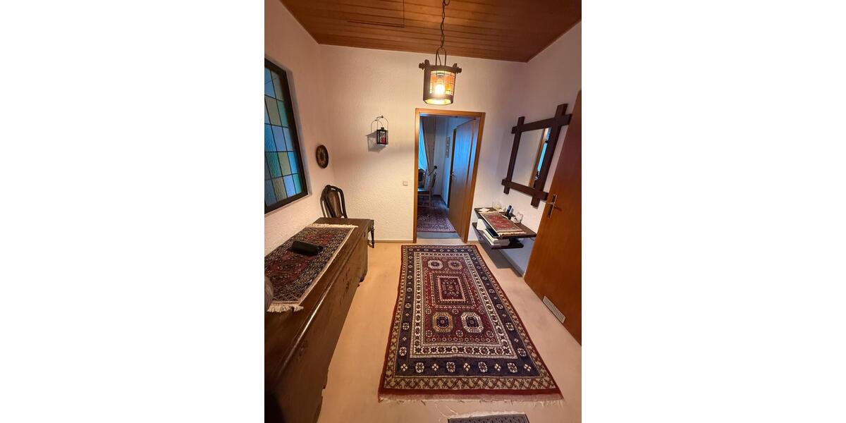 Etagenwohnung Bonn Gielgen - 2 Zimmer, 90 m&sup2;, 1.030&euro; | Angebot:25320152