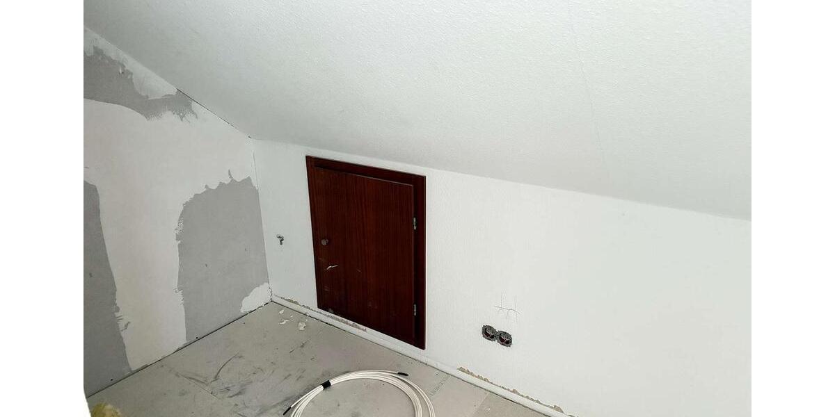 Dachgeschoßwohnung Büsum - 4 Zimmer, 118 m&sup2;, 1.400&euro; | Angebot:24121632